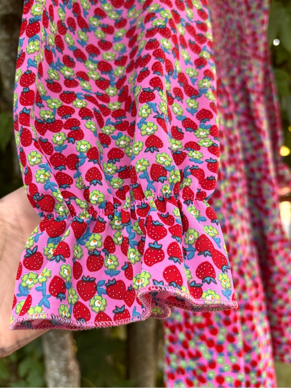 Women's Red/Pink Berry Long-Sleeve Smocked Casual Dress Size M - Picture 5 of 7